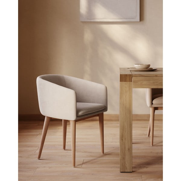 Krem podstavljena blagovaonska stolica s naslonima za ruke Harlan – Kave Home-image-1