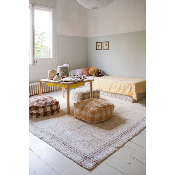 Oker žuti dječji tabure Vichy Honey – Lorena Canals-image-1