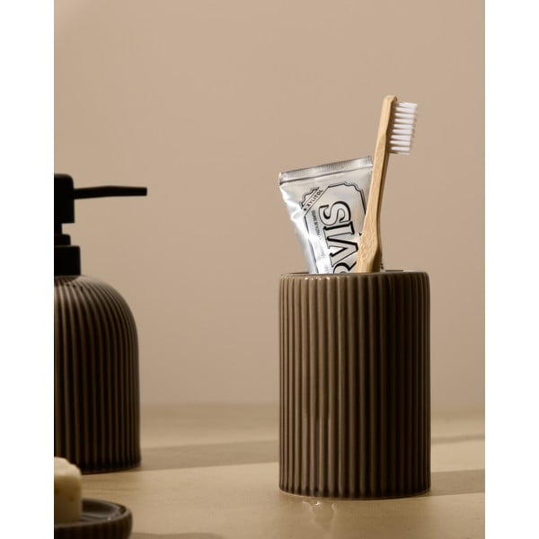 Tamno smeđa keramička čaša za četkice za zube Selime – Kave Home-image-1
