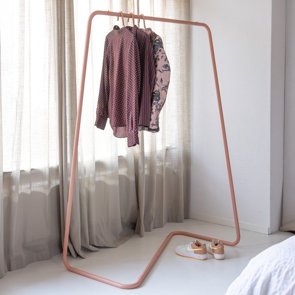 Željezni stalak za odjeću u boji lososa 118x160x57 cm Hang-On – Spinder Design-image-1