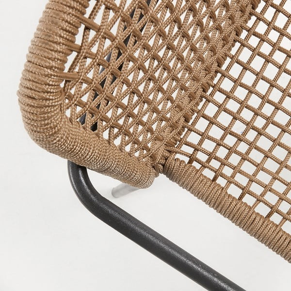 Bež vrtna stolica sa čeličnom konstrukcijom Kave Home Bomer-image-1