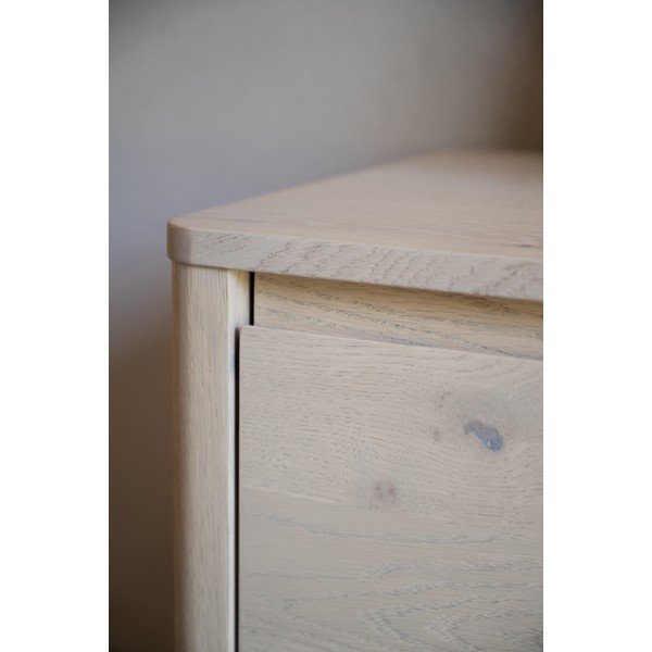 Komoda u dekoru hrasta u svijetloj prirodnoj boji 180x50x40 cm Melstone – Rowico-image-3