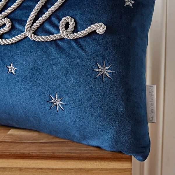 Ukrasni jastuk s božićnim motivom od samta 30x50 cm Sparkle – Catherine Lansfield-image-3