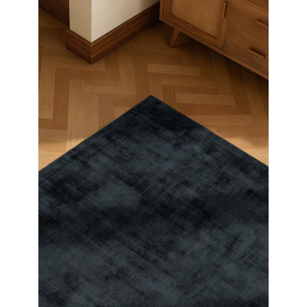 Crni ručno rađen tepih viskozan 80x150 cm Noemi – Vikosa-image-3