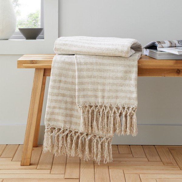 Bež deka od samta 130x170 cm Stripe Chenille – Catherine Lansfield