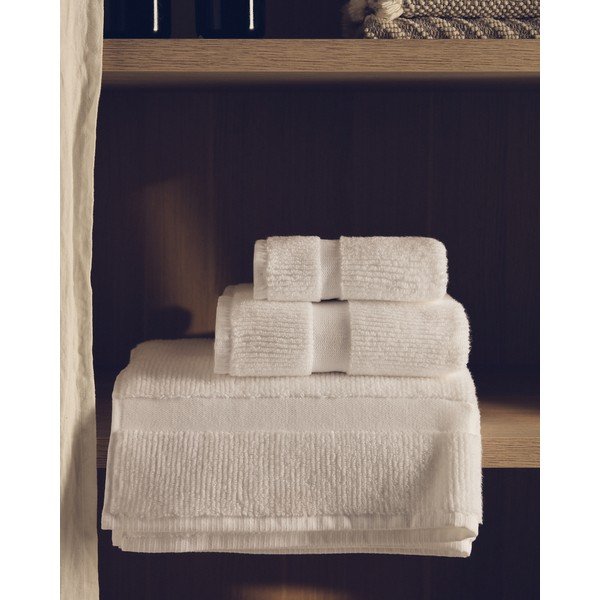 Bijeli pamučan ručnik od frotira 70x140 cm Olvira – Kave Home-image-1
