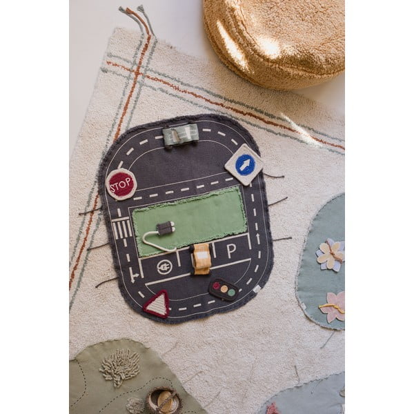 Automobilistička staza Eco City – Lorena Canals-image-1