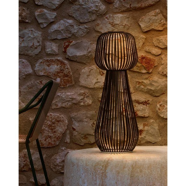 LED stolna vanjska svjetiljka s mogućnosti zatamnjivanja sa solarnim panel (visina 70 cm) Reiba – Kave Home-image-1