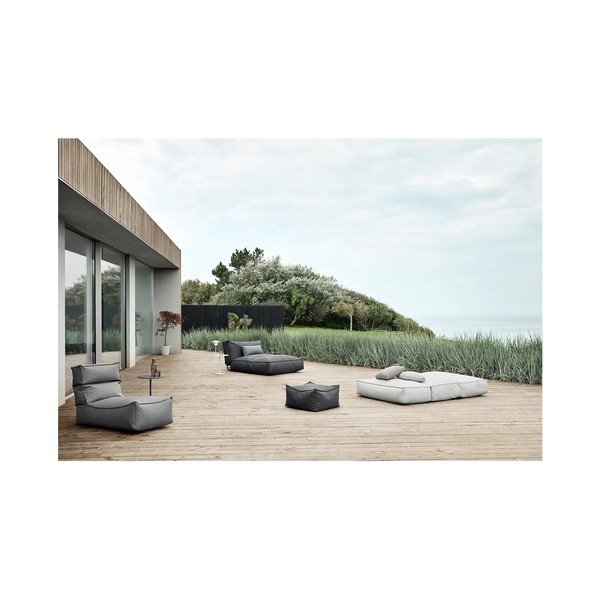 Svijetloplava podstavljena vrtna ležaljka STAY - Blomus-image-4