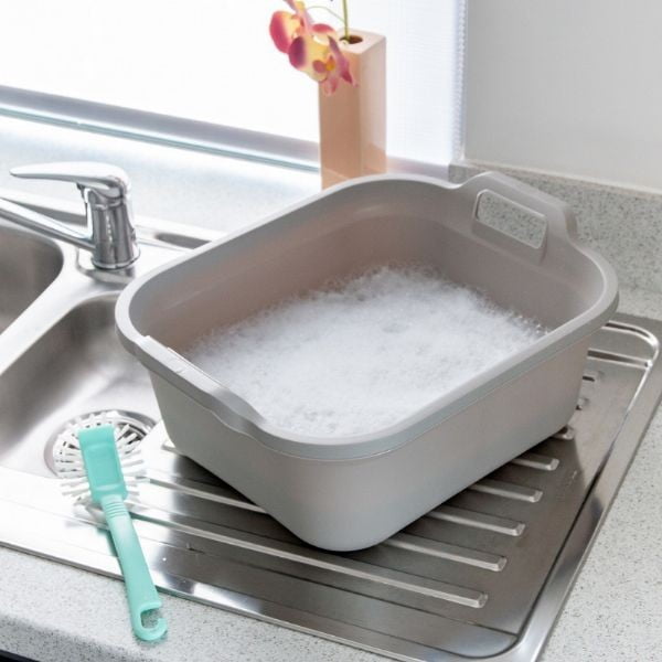 Crni plastični lavor s dvije ručke Addis, 39 x 32 x 14 cm-image-1