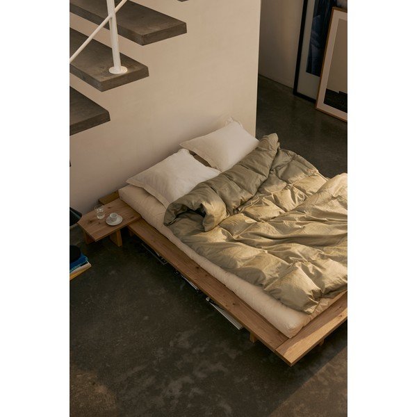 Smeđi noćni ormarić od masivnog bora Japan – Karup Design-image-1