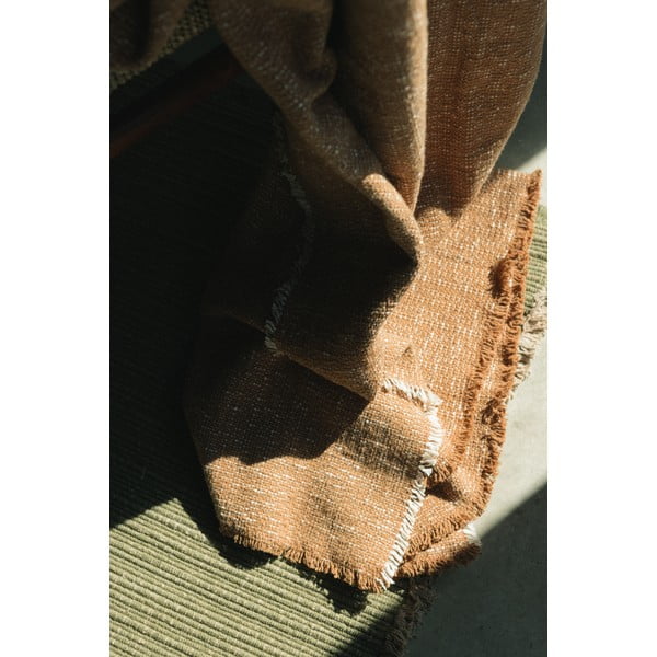 Oker žuta pamučna deka 130x180 cm Handloom – Lorena Canals-image-2