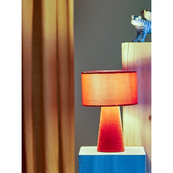 Crvena stolna lampa s tekstilnim sjenilom (visina 30 cm) Emmie – Bloomingville-image-4
