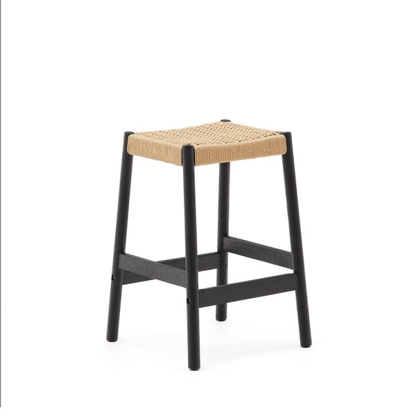 Crne/u prirodnoj boji barske stolice u setu 2 kom od punog hrasta (visine sjedala 66 cm) Yalia – Kave Home