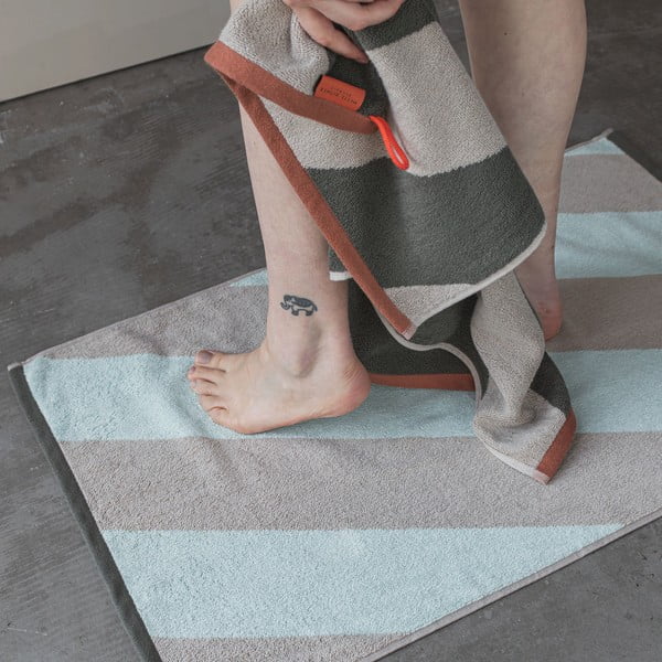 Mentol zelena kupaonska prostirka od organskog pamuka 50x80 cm Diagonal – Mette Ditmer Denmark-image-1