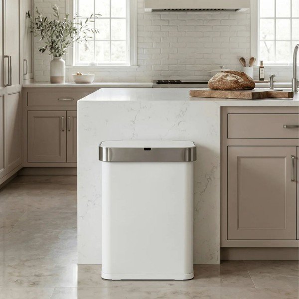 Mat bijela beskontaktna željezna kanta za smeće 58 l Sensor – simplehuman-image-1