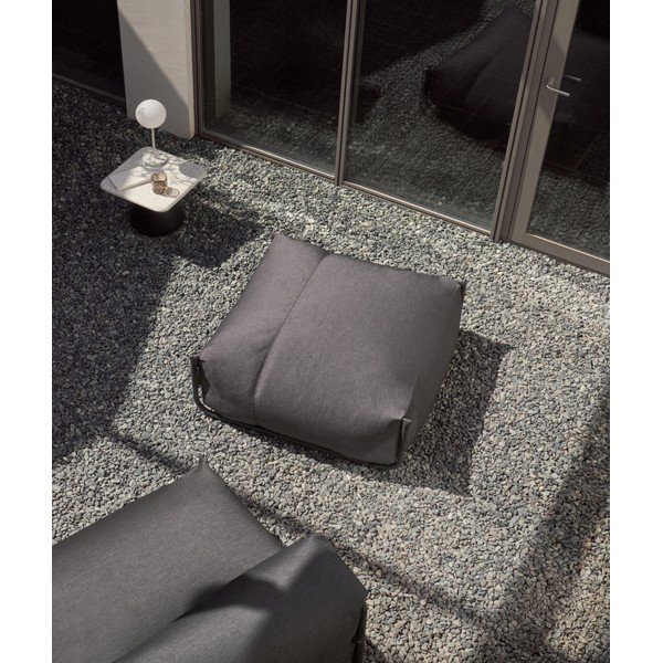 Tamno sivi vrtni tabure Square – Kave Home-image-1
