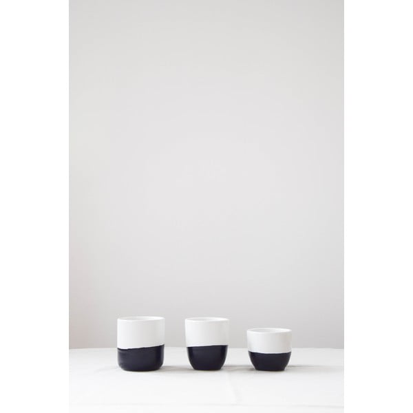 Černo-bílý kameninový hrnek ÅOOMI Luna, 250 ml-image-1