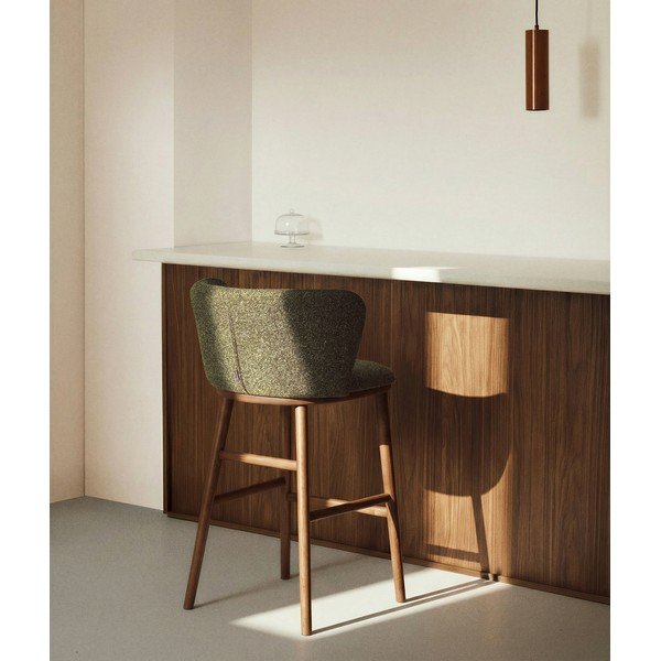 Tamno zelena podstavljena barska stolica (visine sjedala 65 cm) Ciselia – Kave Home-image-1