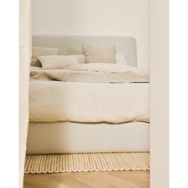 Bež tapecirani bračni krevet bez podnice 180x200 cm Martina – Kave Home-image-2