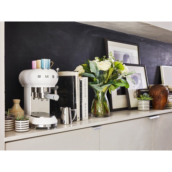 Bijeli aparat za kavu Retro Style – SMEG-image-1