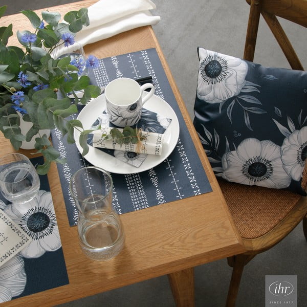 Ukrasni jastuk 40x40 cm Holly Flower - IHR-image-1