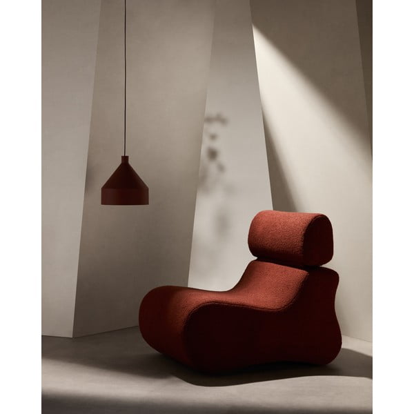 Fotelja od bouclé tkanine boja terakote Club – Kave Home-image-1