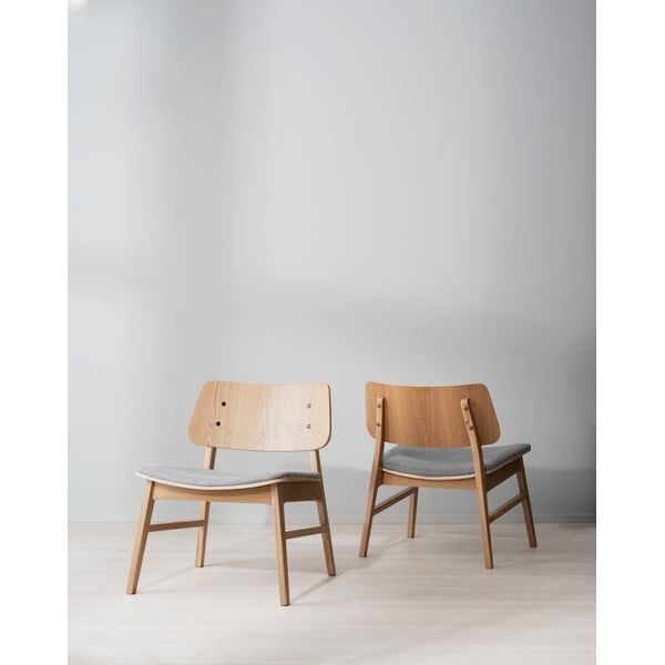 Fotelja od hrastovine sa svjetlosivim sjedištem Rowico Nagano-image-1