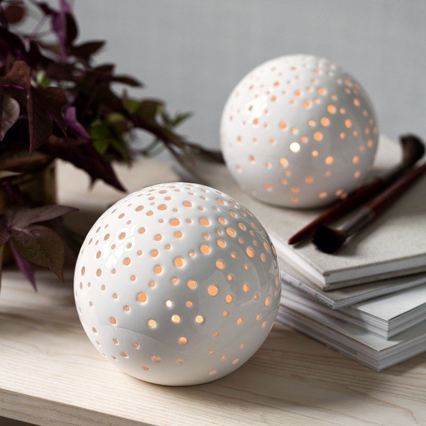 Bijeli božićni svijećnjak od koštanog porculana Kähler Design Nobili, ⌀ 12 cm-image-1