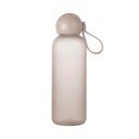 Bež boca za vodu za put od reciklirane plastike 650 ml Tom – Sagaform