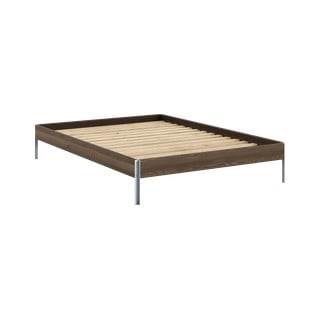 Smeđi bračni krevet od masivnog bora s podnicom 140x200 cm Core – Karup Design
