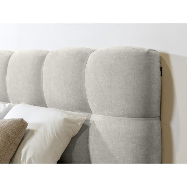 Svijetlo sivi tapecirani bračni krevet s podnicom 180x200 cm Kumo – Bobochic Paris-image-1