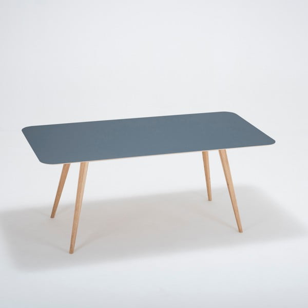 Blagovaonski stol od punog hrasta s tamnoplavom pločom Gazzda Linn, 180 x 90 cm