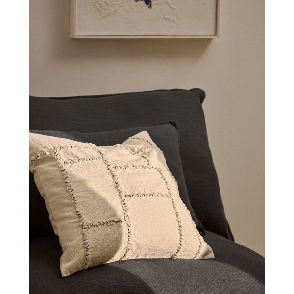 Ukrasna jastučnica 45x45 cm Verion – Kave Home-image-1