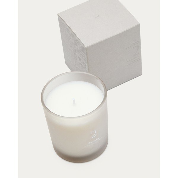 Mirisna svijeća vrijeme gorenja 20 h Sweet Vanilla – Kave Home-image-3