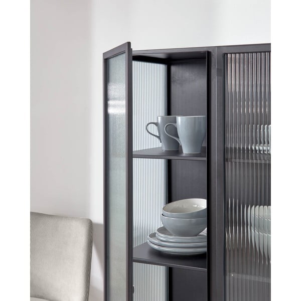 Crna željezna vitrina 70x143x41 cm Trixie – Kave Home-image-2