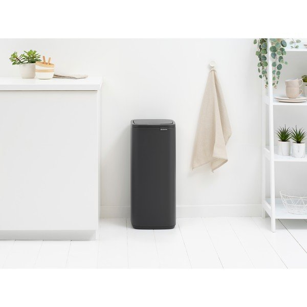 Tamno siva željezna kanta za smeće na dodir 30 l Bo Touch – Brabantia-image-1