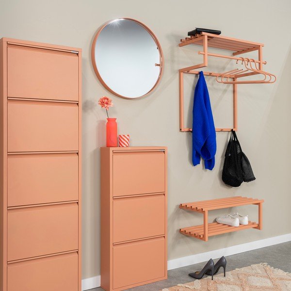 Metalna zidna vješalica u boji lososa s policom 76 cm Rizzoli – Spinder Design-image-1