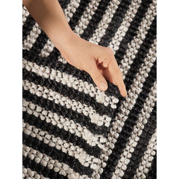 Crni ručno rađen juten tepih 160x230 cm Harvest Ebony – Elle Decoration-image-4