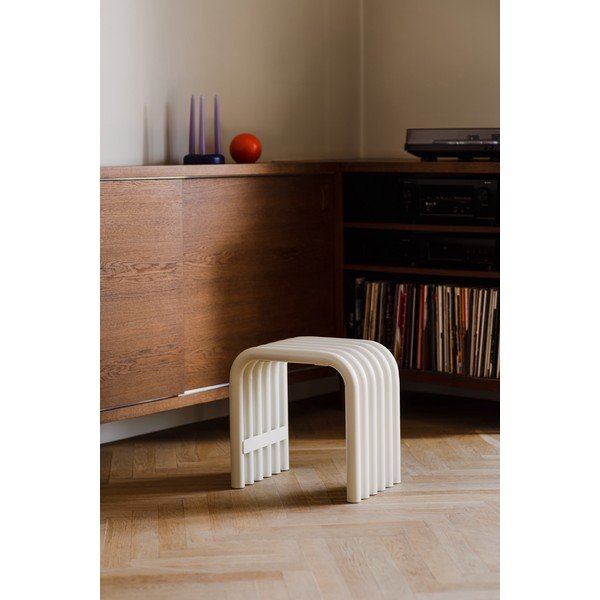 Bež metalna vrtna stolica Nokk – noo.ma-image-1