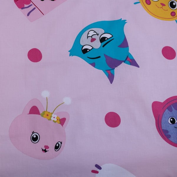 Ružičasta pamučna dječja posteljina za dječji krevetić 100x135 cm Gabby's Dollhouse – Jerry Fabrics-image-4