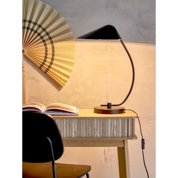 Crna stolna lampa s metalnim sjenilom (visina 50 cm) Nisella – Bloomingville-image-2