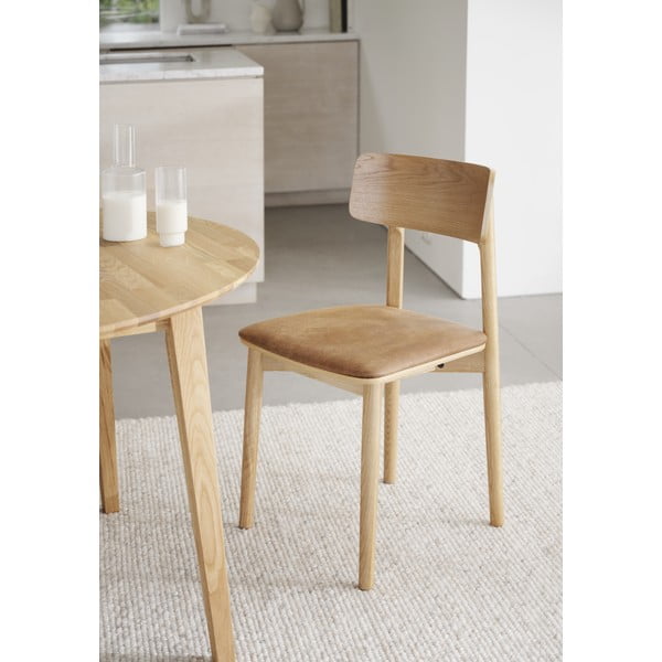 Konjak smeđe/u prirodnoj boji blagovaonske stolice u setu 2 kom od umjetne kože Wolcott – Rowico-image-1