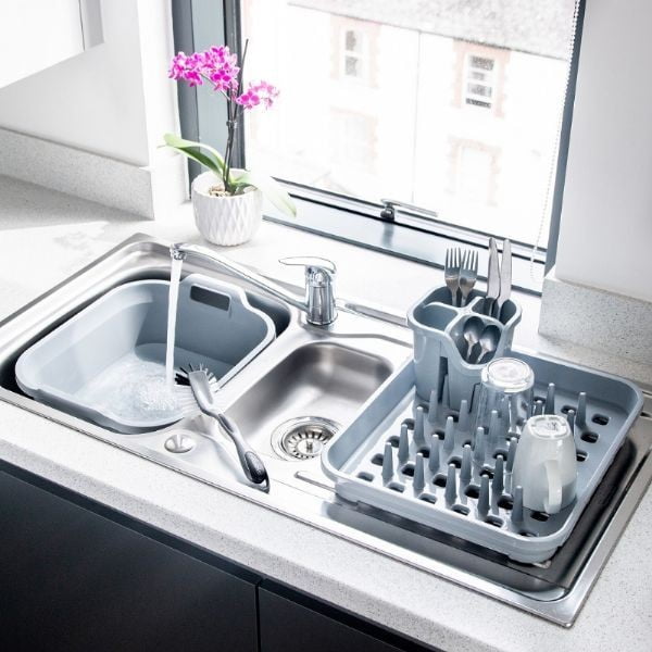 Sivi plastičan ocjeđivač za posuđe 38x33,5 cm Eco Range – Addis-image-3