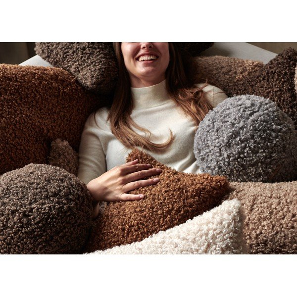 Plišani ukrasni jastuk ø 26 cm Teddy – Blomus-image-2