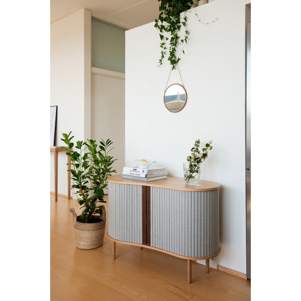 Siva/u prirodnoj boji niska komoda u dekoru hrasta s kliznim vratima 100x67 cm Audacious – UMAGE-image-1