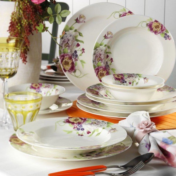 Set od 24 komada porculanskog posuđa Kutahya Spring-image-1