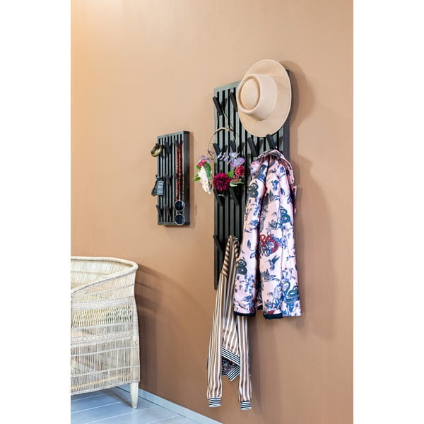 Tamno smeđa ploča za vješanje garderobe od punog hrasta 46x100x8 cm Parco – Spinder Design-image-1