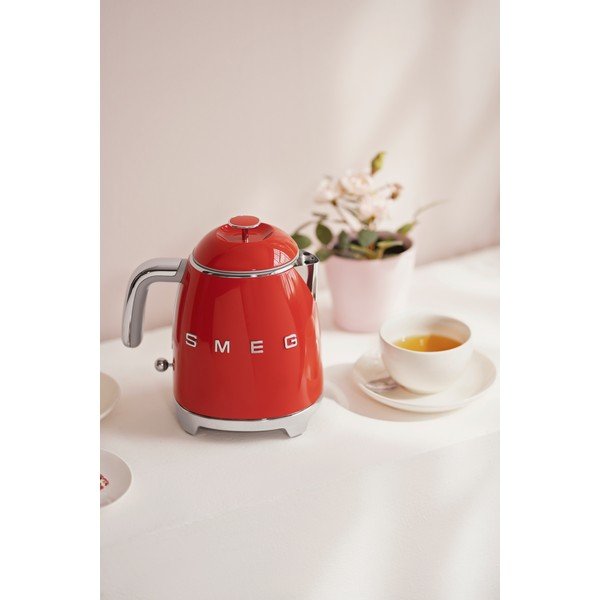 Crveno kuhalo za vodu od nehrđajućeg čelika 800 ml Retro Style – SMEG-image-2