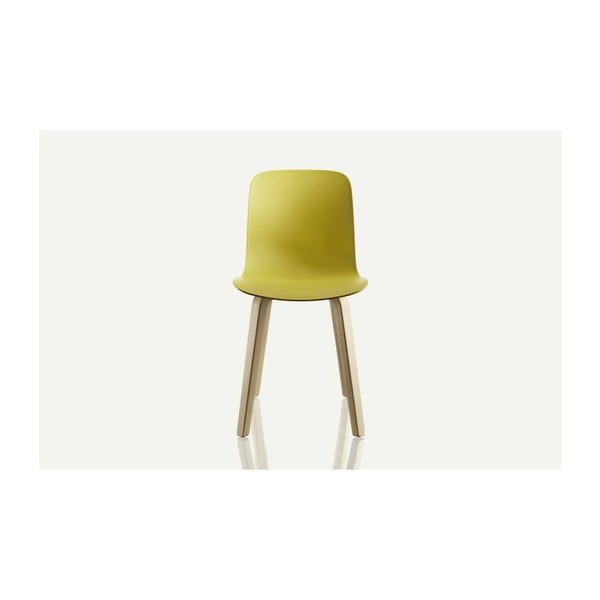 Žuta stolica za blagovanje s nogama od jasenovog drveta Magis Substance